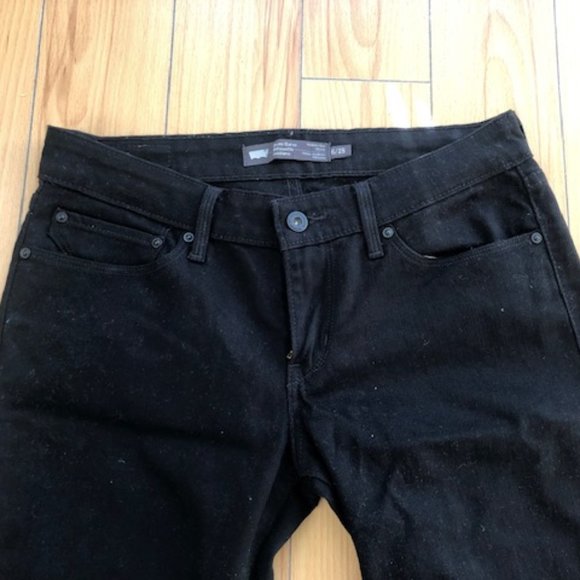 Levi's Demi Curve Silhouette - Picture 2 of 7